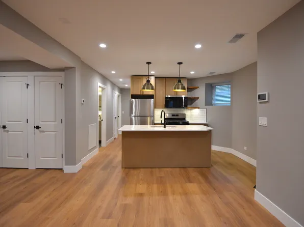 4113 N Damen, 4113 N Damen Ave #D686146a0, Chicago, IL 60618