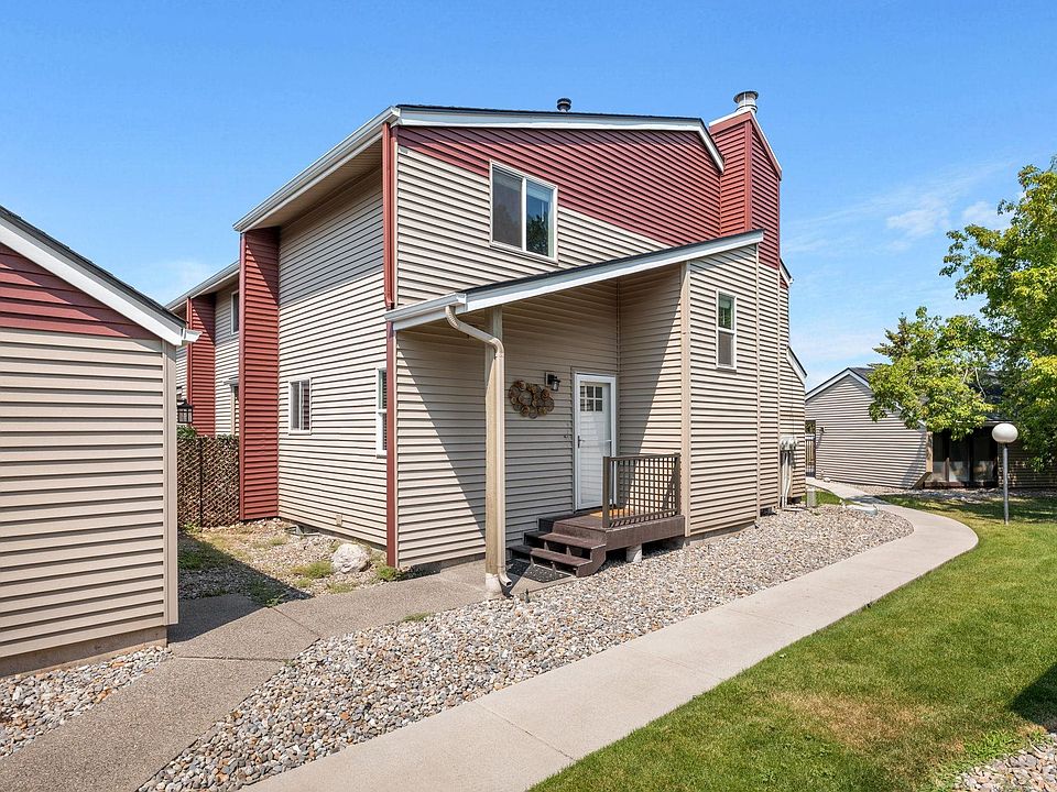 1st image of 23009 E Colt Ln
