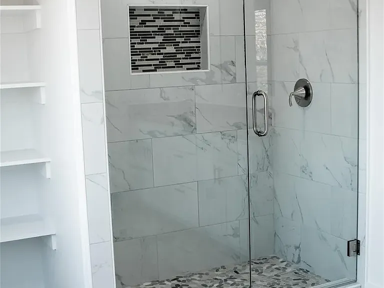 1116 S Tone Ave — Photo 6