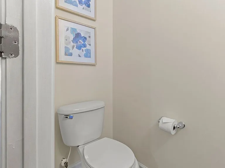 131 Glen Cannon Dr — Photo 15
