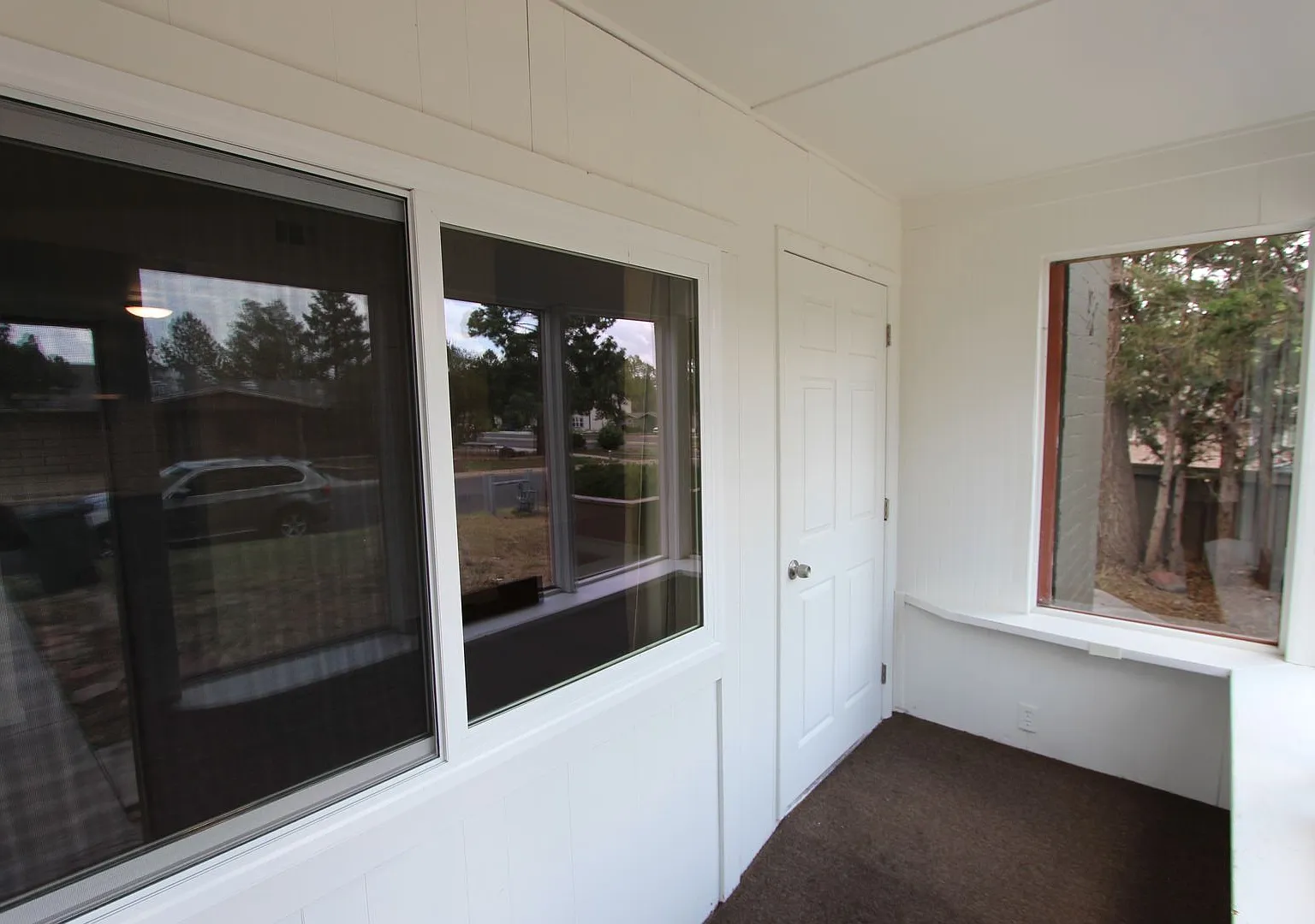 $300 Move-In Special | Charming NOHO Duplex Near Downtown Flagstaff and Buffalo Park — Photo 4