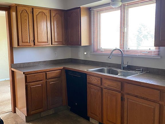 2nd image of 9459 Summerland Dr