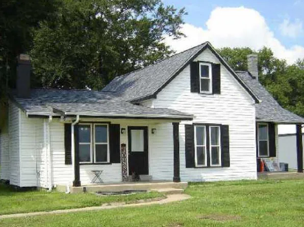 16 Main St, Saint Charles, MO 63301