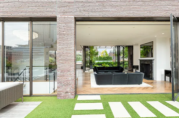 Sold by Compass | media 7