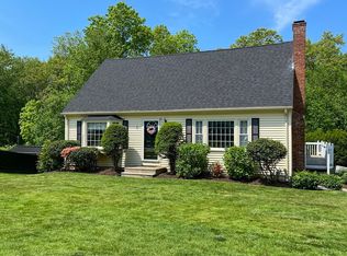 1 Dartmouth Dr, Milford, MA 01757