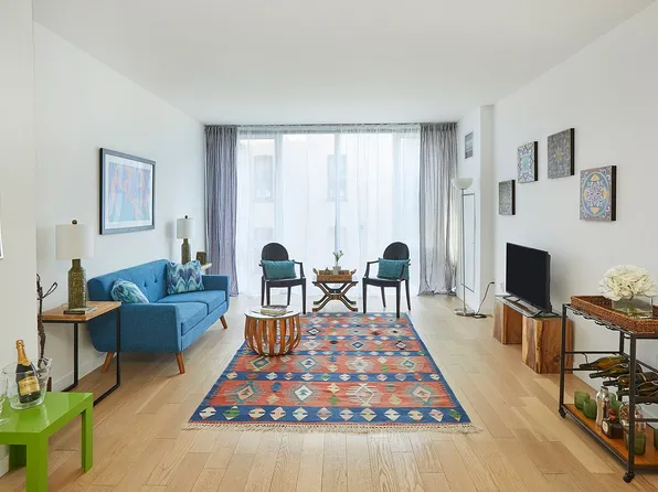 540 W 49th St APT 506N, New York, NY 10019