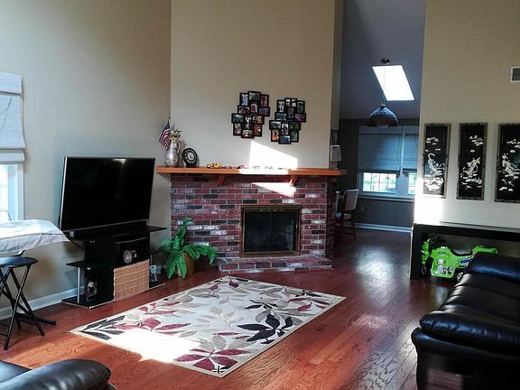 2nd image of 105 Harrington Farms Way