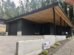 860 Fort Gate Rd, Nordland, WA 98358