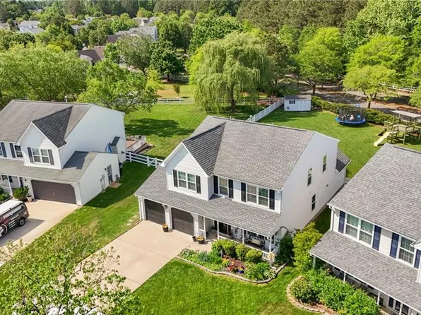 1828 Clifton Bridge Dr, Virginia Beach, VA 23456