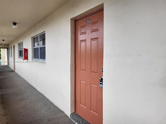 3rd image of 2651 E Sunrise Lakes Dr #303