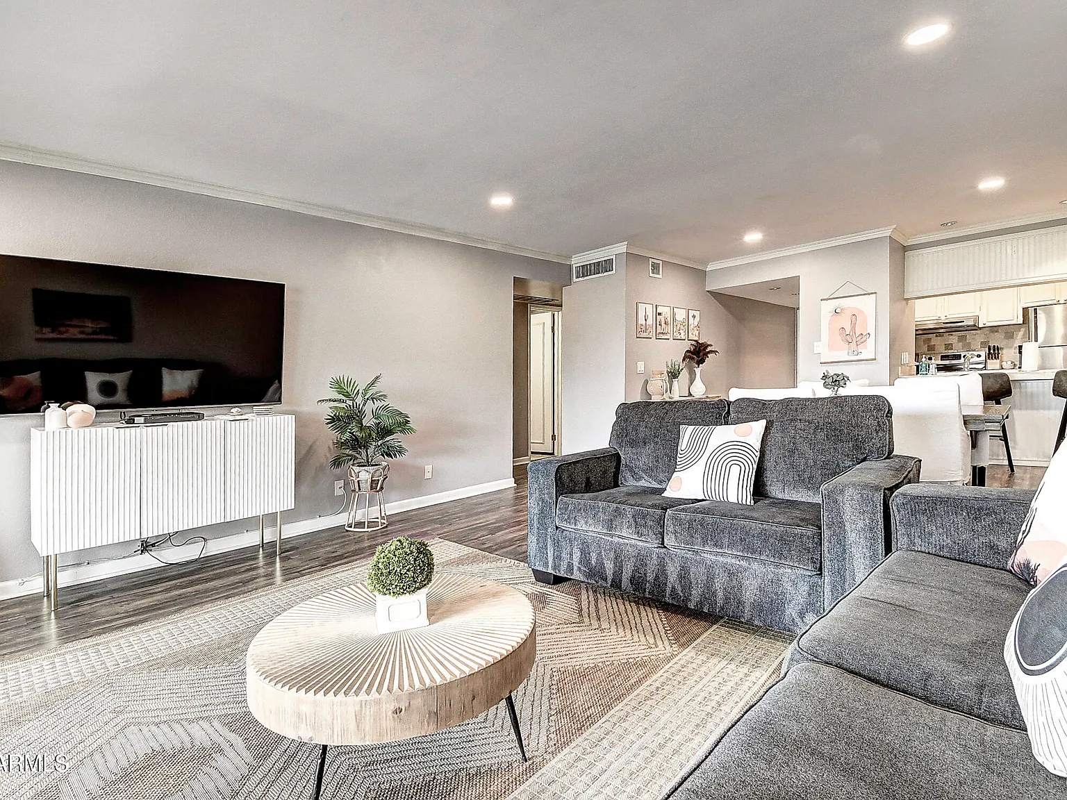 2 bed, 2.0 bath, 1140 sqft, $2,750 — Photo 4