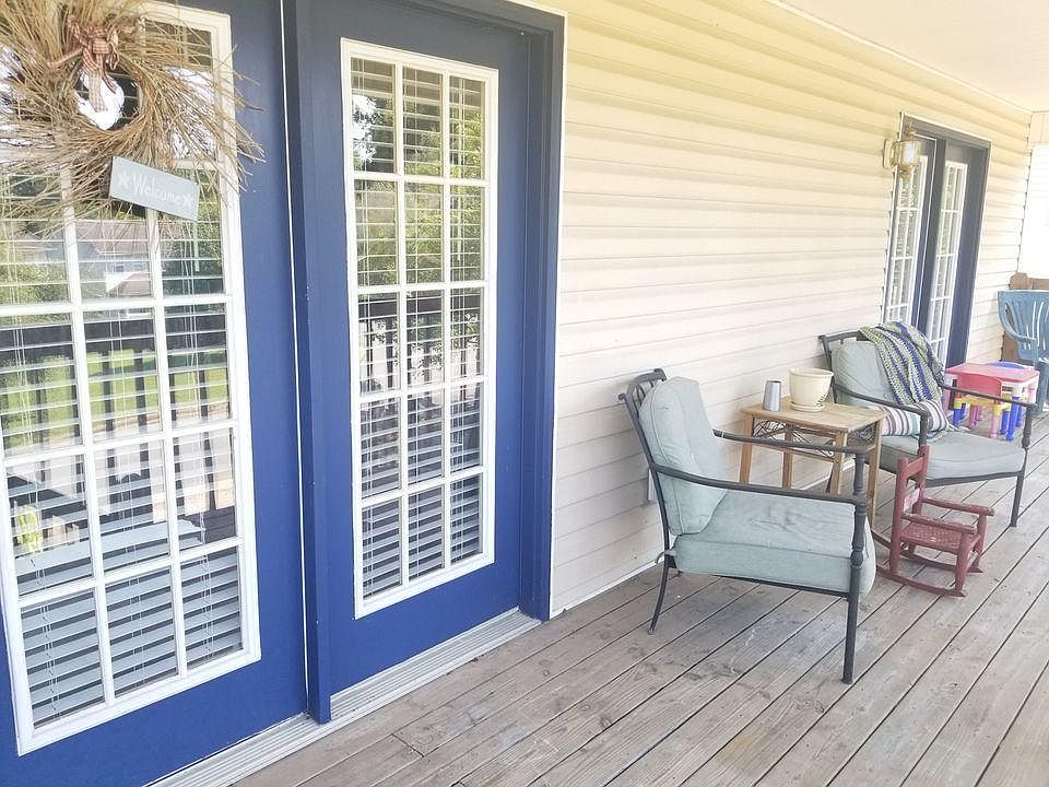 1st image of 103 Phillip Drew Ct