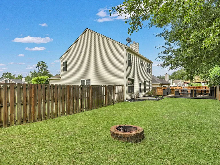 10 Shady Grove Ct — Photo 52
