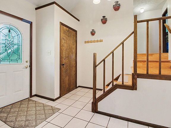 4th image of 165 W Judd Rd