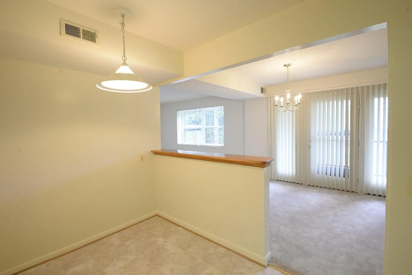 Charlesgate Apartments — Photo 4