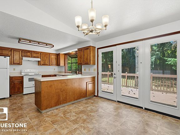 5th image of 6667 SW 153rd Ave