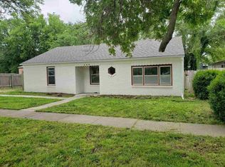 609 E Mulvane St, Mulvane, KS 67110