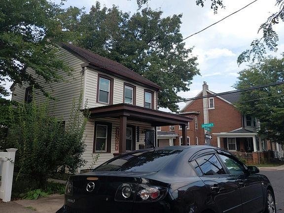 3rd image of 2 E 2nd St