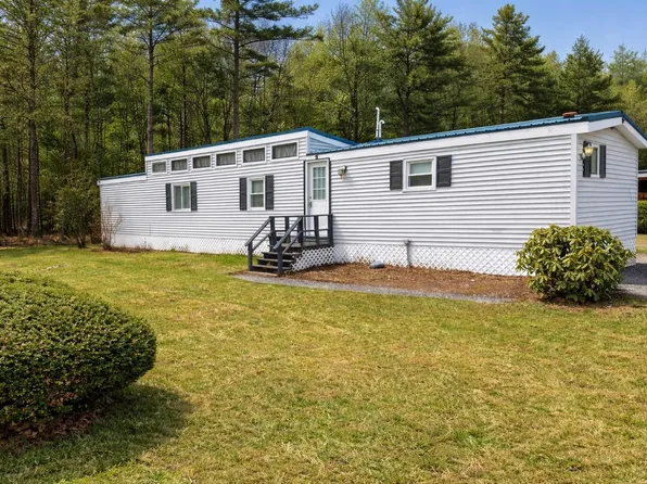 196 New Hillcrest Drive, Greenville, NH 03048