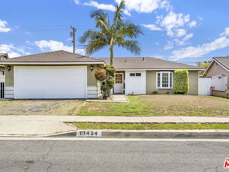 1st image of 11424 Falconhill Dr
