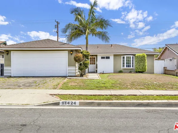 11424 Falconhill Dr, Whittier, CA 90604