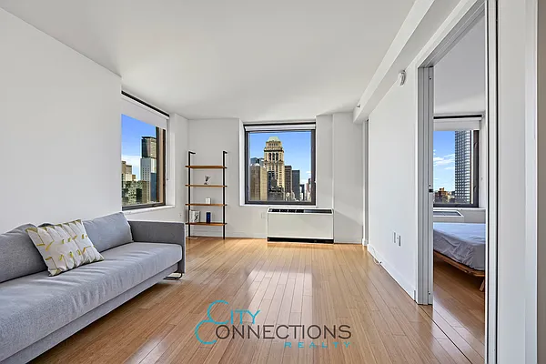 Rented by City Connections Realty | media 5