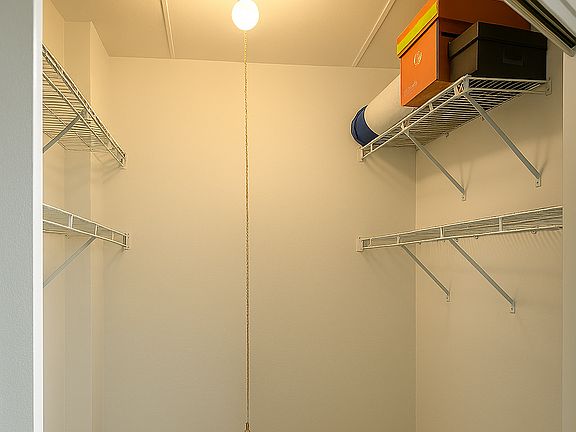 2nd image of 26 Oakridge Dr #26