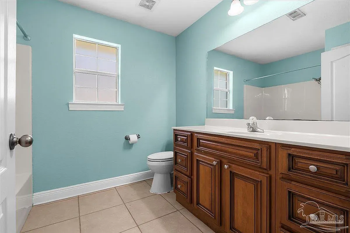 Indian Hills Dr, Pace — Photo 2