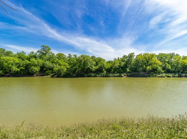 161X Chavez Trl, Weatherford, TX 76087