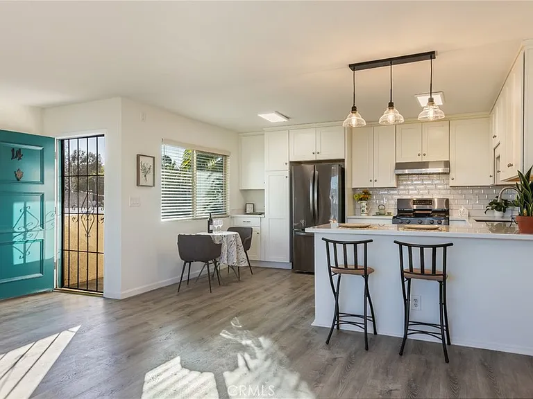 26015 Narbonne Ave #14 — Photo 4