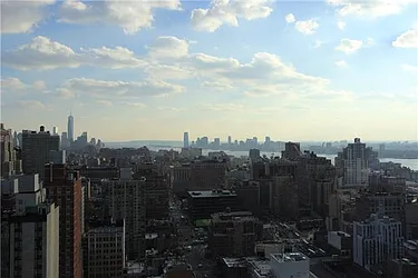 Rented by Platinvm Property Group New York