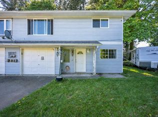 4657 Valecourt Cres #B, Courtenay, BC V9N 7W6