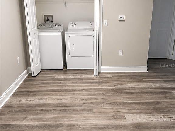 5th image of 303 Southern Pecan Cir Unit 107