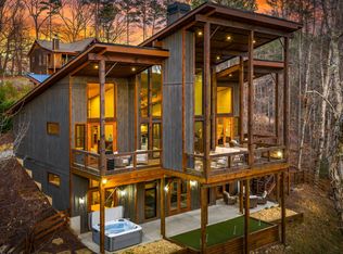 95 Woodhaven Rd, Blue Ridge, GA 30513