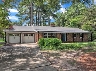 1220 Fairfax Dr, Raleigh, NC 27609