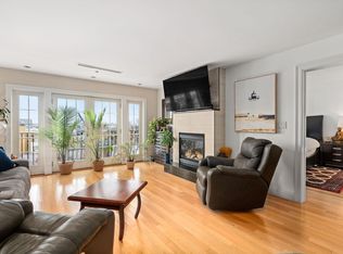 320 W 3rd St UNIT 206, Boston, MA 02127