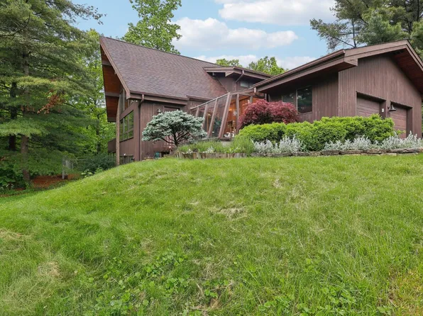 915 Nordyke Rd, Cincinnati, OH 45255