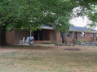 154 Hiwassee Rd NW, Charleston, TN 37310