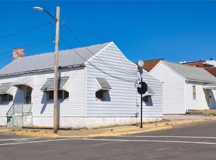 114 S Church St, Waterloo, IL 62298