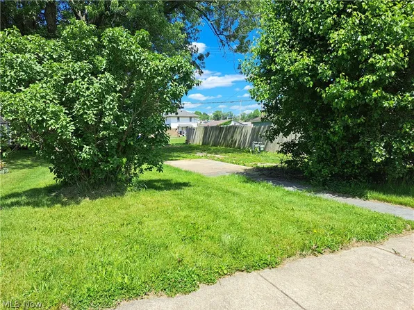 1413 Beckett Ave, Cambridge, OH 43725