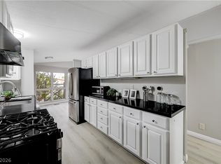 3530 Katmai Dr, Las Vegas, NV 89122