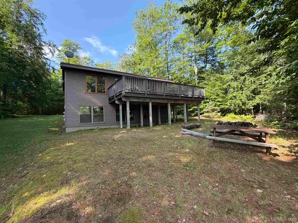 10868 W South Sand Lake Rd, Manistique, MI 49854