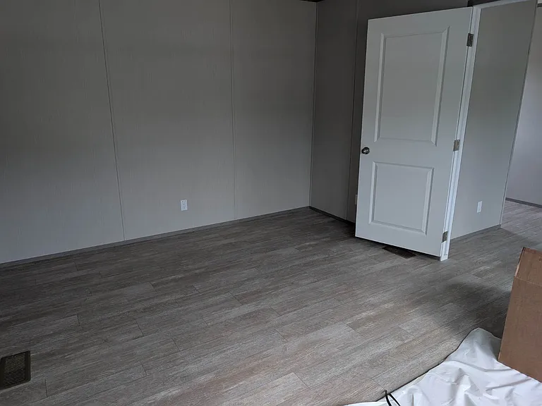 2321 Ashley Acres Dr — Photo 2