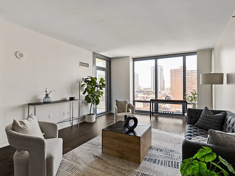 2101 Market St #8O5 — Photo 16