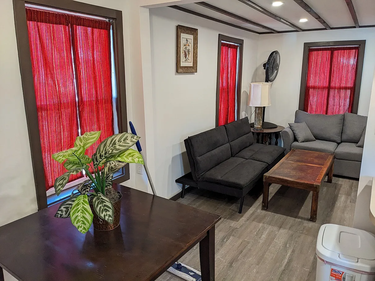 1 bed, 420 sqft, $1,800 — Photo 4