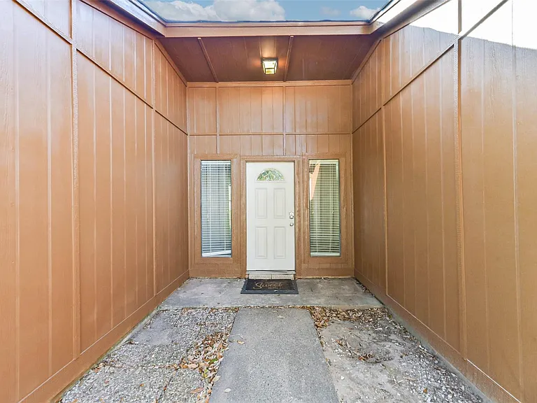 2406 Pilgrims Bend Dr — Photo 5