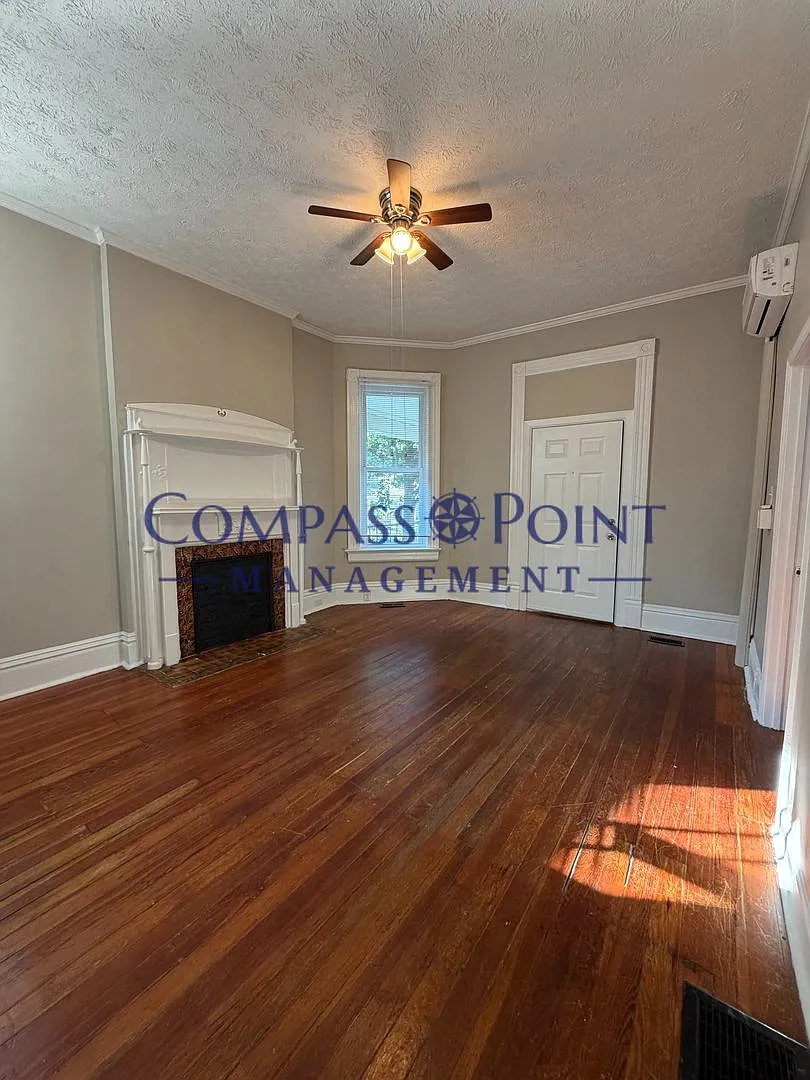 179 E. Loudon Ave — Photo 4