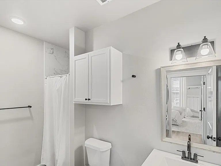 209 W Apache St #301 — Photo 16