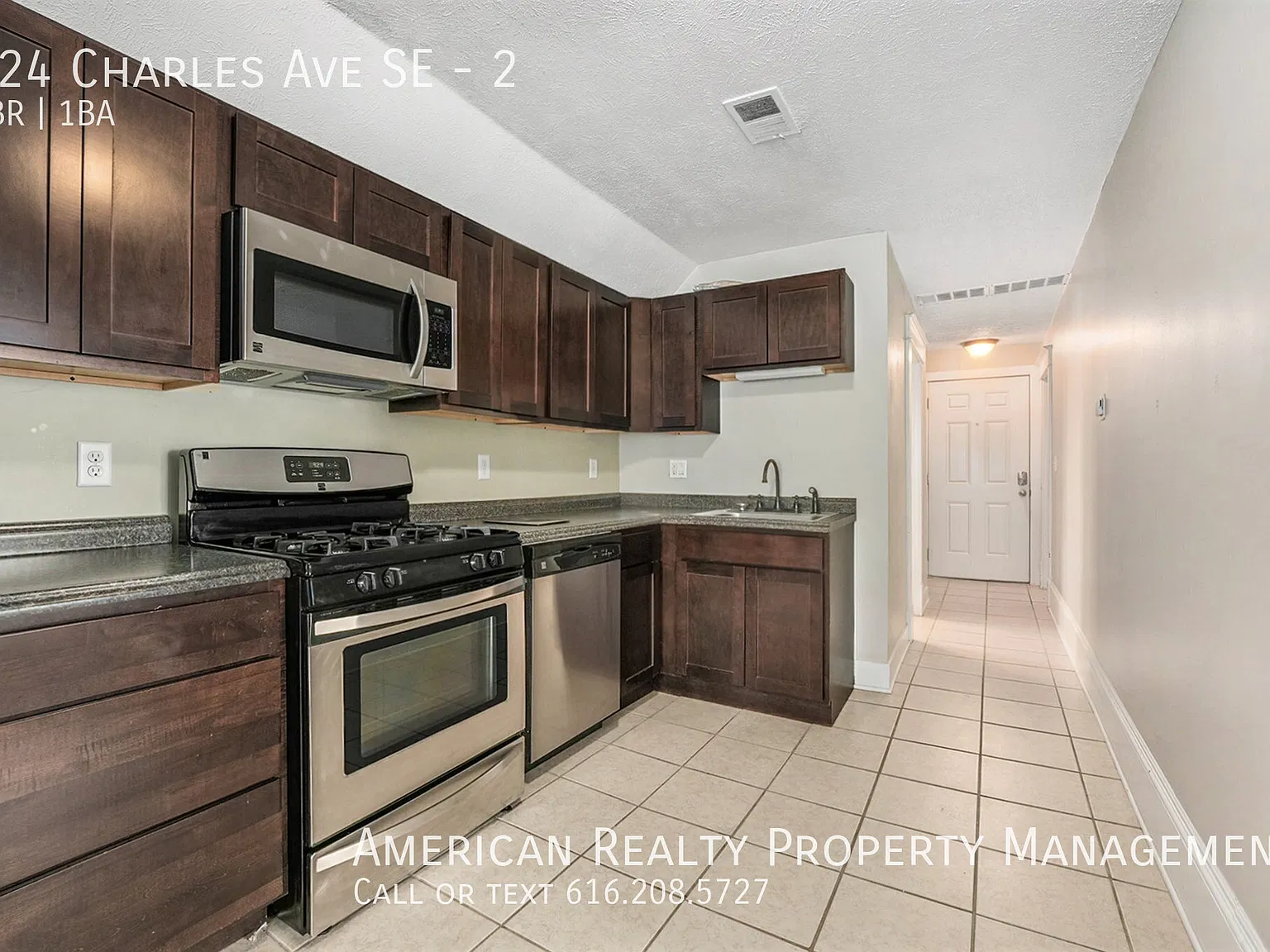 2 bed, $1,400 — Photo 4