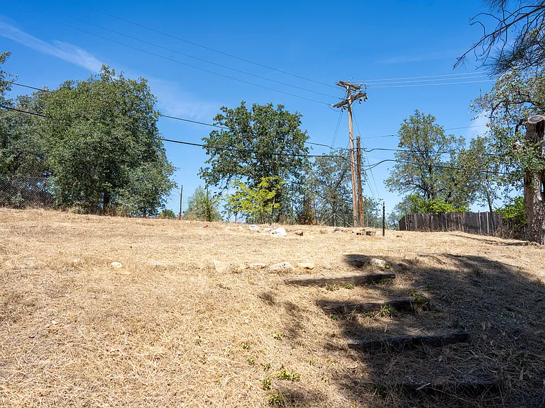 3500 Summit Dr — Photo 23